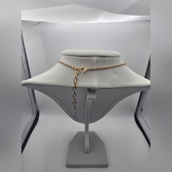Nina Ricci Beautiful Elegant Gold Plated & Silver Necklace (GOOD TO FAIR)✨️🖤✨️ - Picture 5 of 5